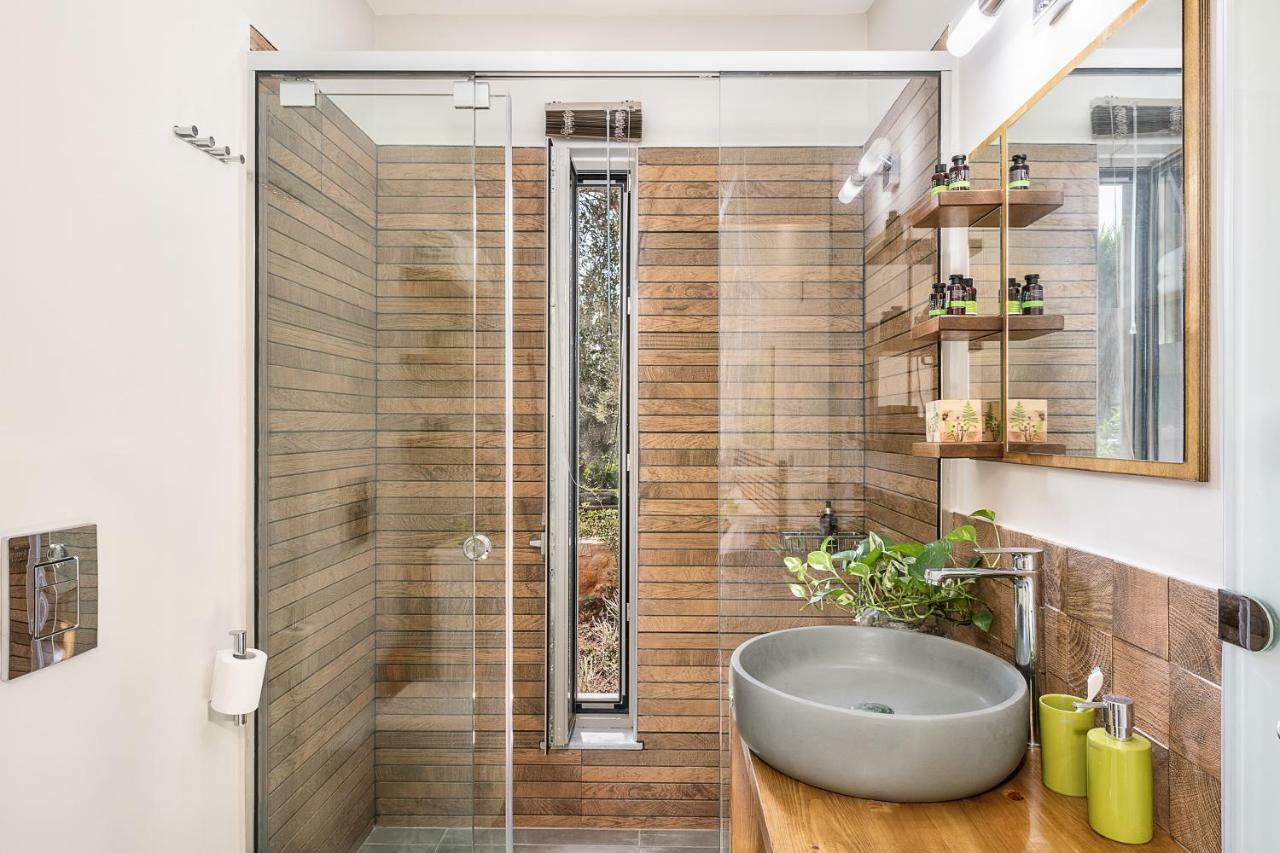 Olive Lemon Biophilic House & Lush Forest Garden Vamos Ngoại thất bức ảnh
